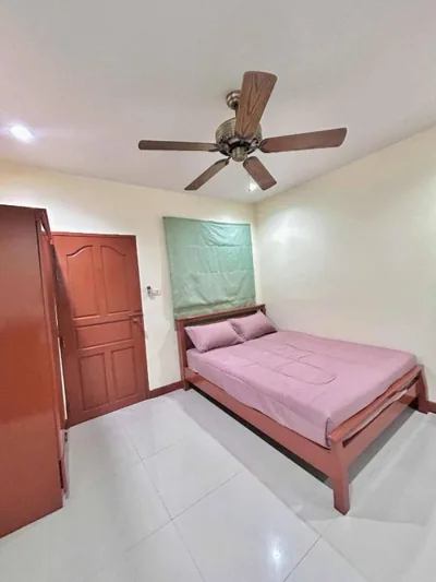 스탠다드 더블룸 — Khan House Patong